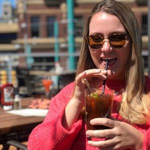 Meet your Posher, Charlotte